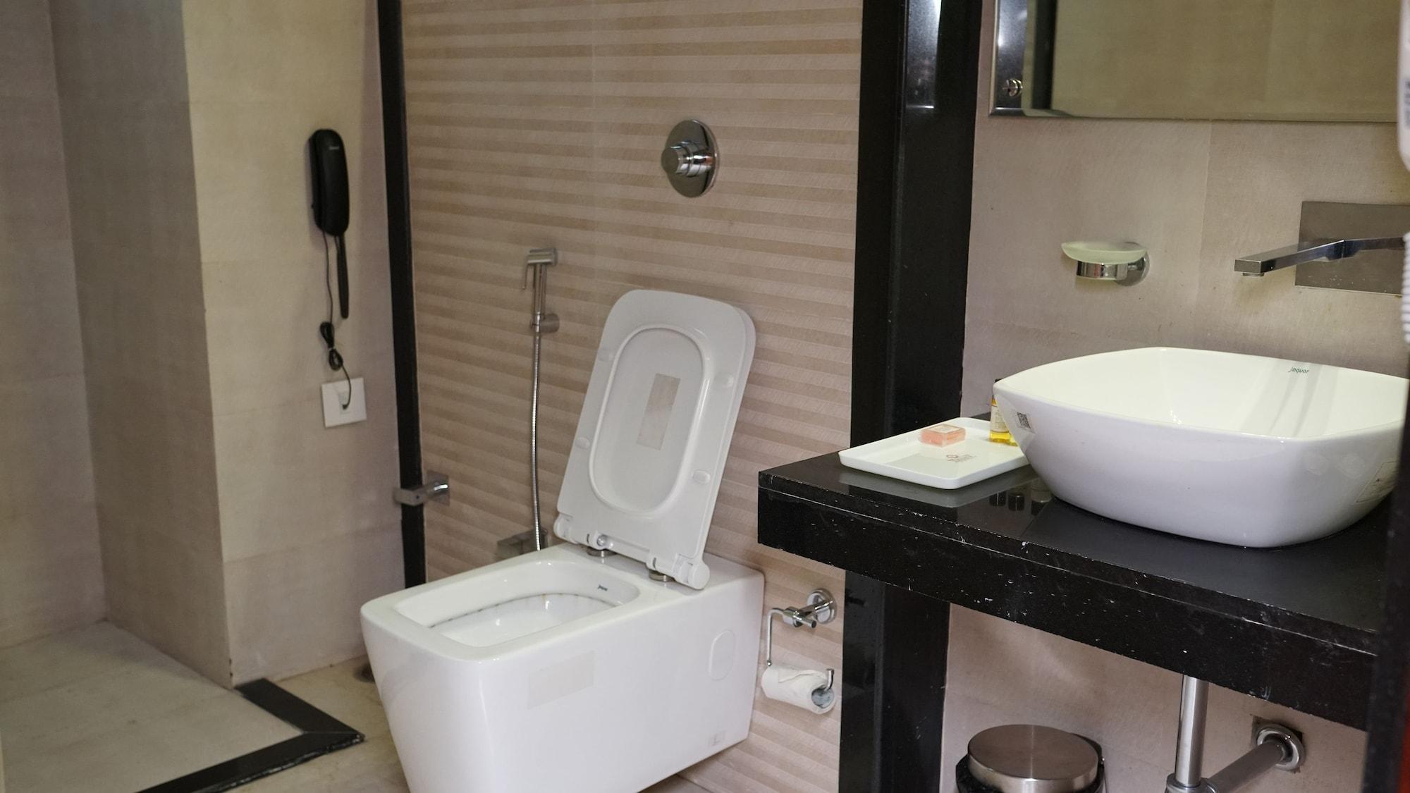 Tridev Hotel